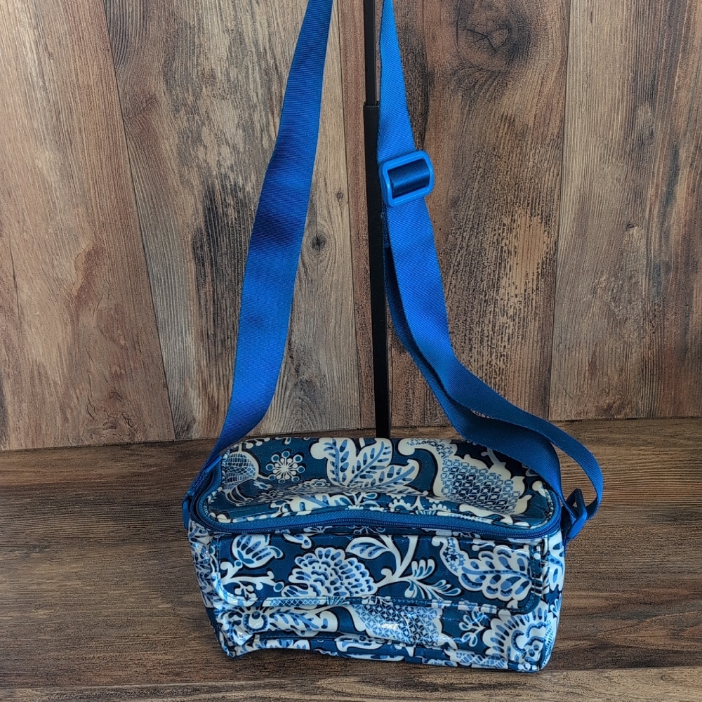 Vera Bradley Blue Lagoon Insulated Lunch Cooler Crossbody Bag Lunch Box